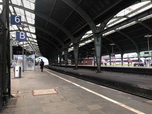 How To Get To Hagen Hauptbahnhof In Hagen By Bus Train S Bahn Or Subway Moovit