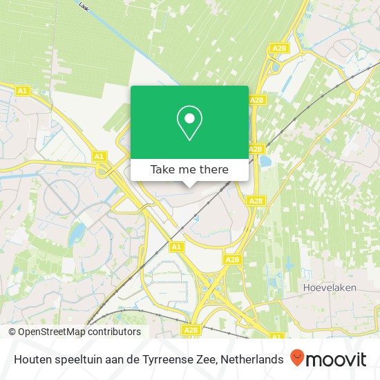 Houten speeltuin aan de Tyrreense Zee map