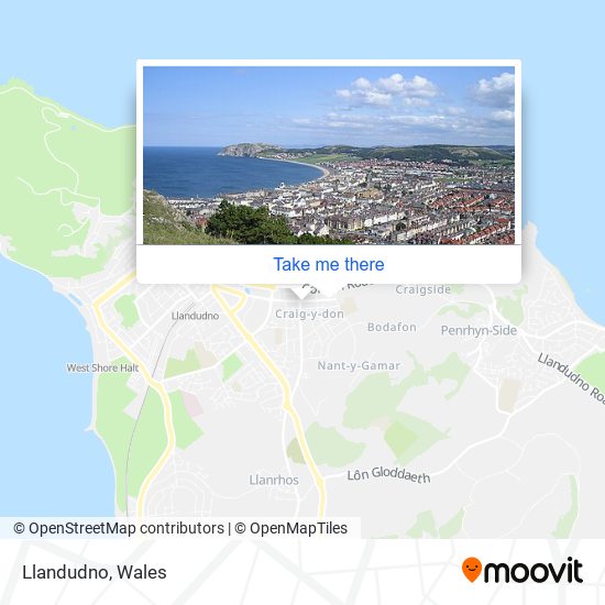 How to get to Llandudno in Conwy by bus or train?