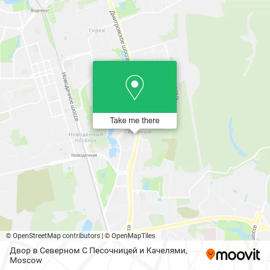 Двор в Северном С Песочницей и Качелями map