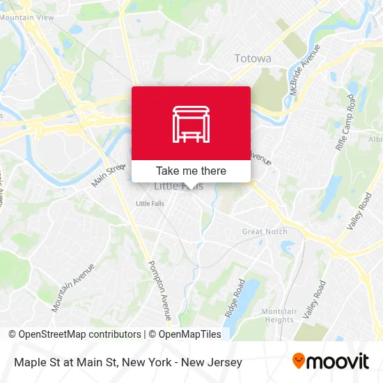 Maple St at Main St map