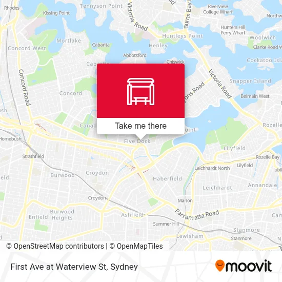 Mapa First Ave at Waterview St