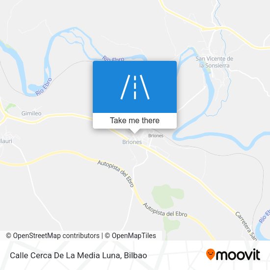 Calle Cerca De La Media Luna map